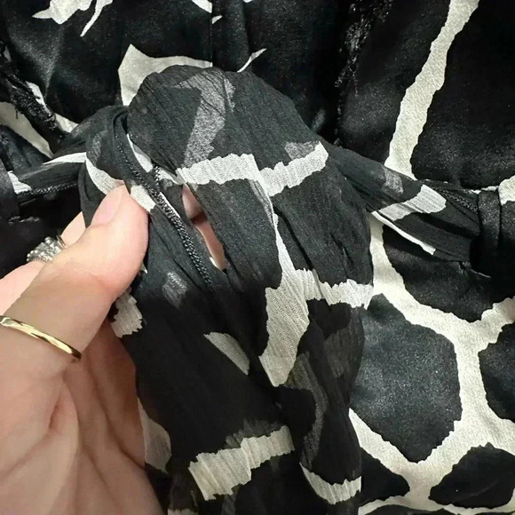 Vintage Alberto Makali Animal Print 100% silk blazer made in USA size 4 - Picture 4 of 7